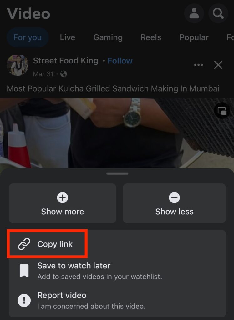 Screenshot showing how to copy a video link on Facebook